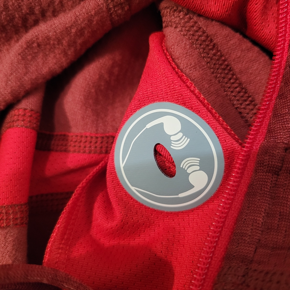 REI Red Performance Ziptop - Picture 6 of 10